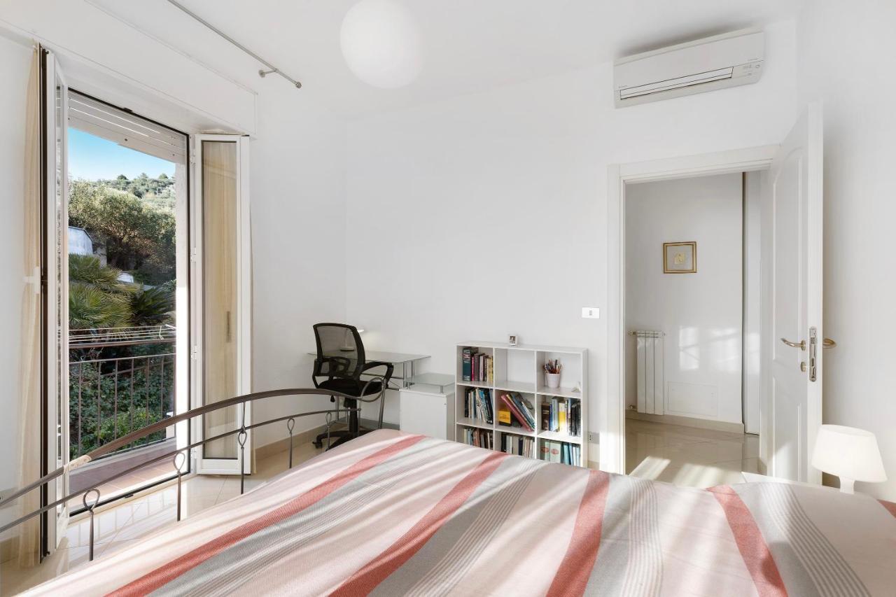 Appartamento Attico Cielo E Mare Spotorno Esterno foto